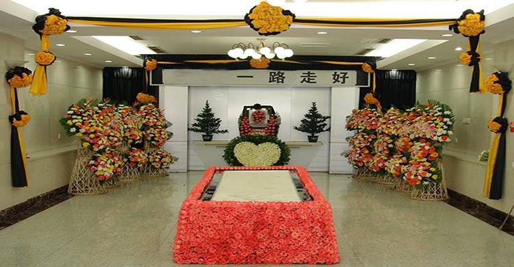 兰州白事24小时一条龙服务 寿衣 布置灵堂